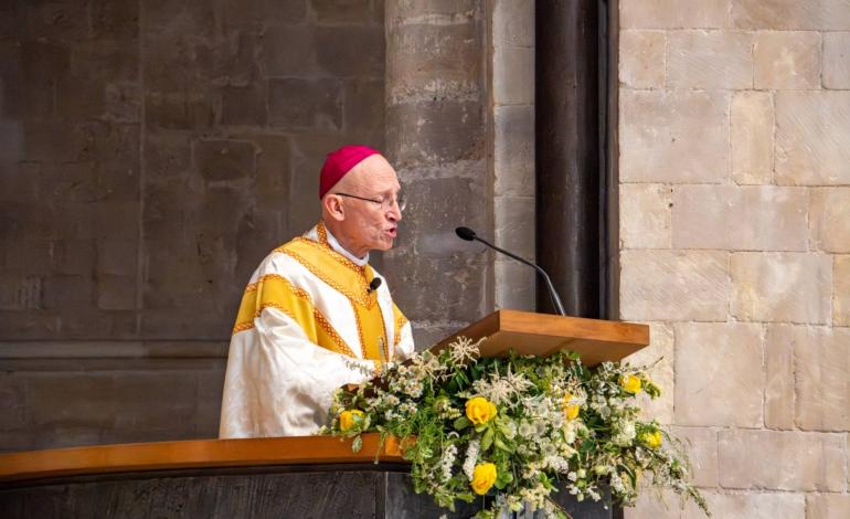 Easter Day service at Chichester Cathedral (Vivien Ruddock)