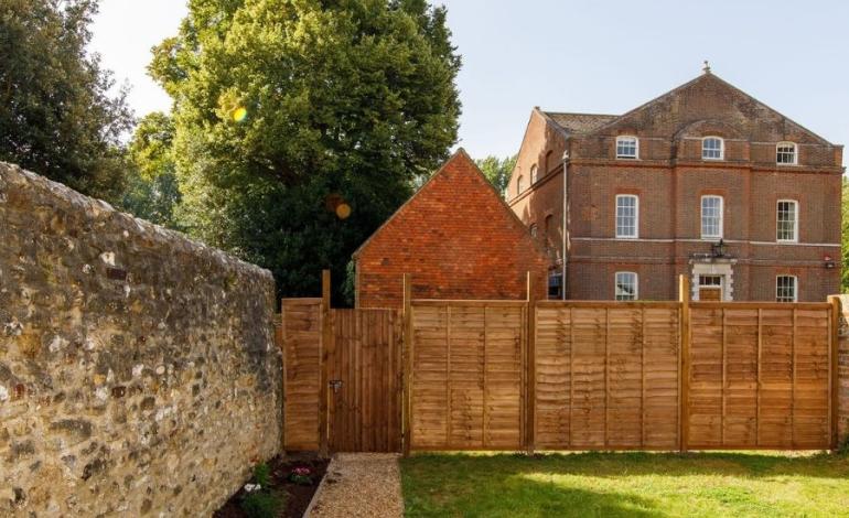 St Richard's House. Garden