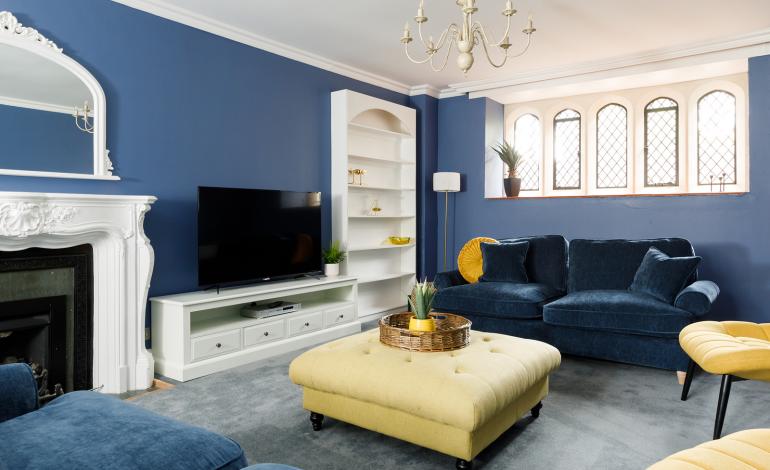 Lounge area