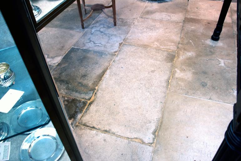 Image of Infant Burial tile