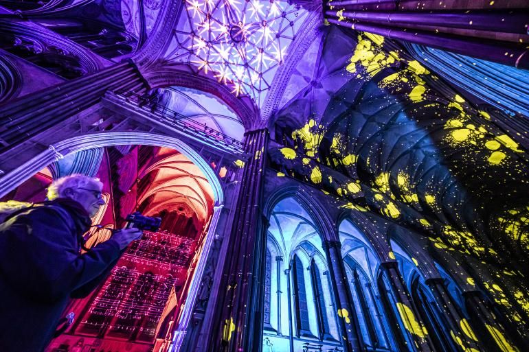 Salisbury Cathedral, Luxmuralis
